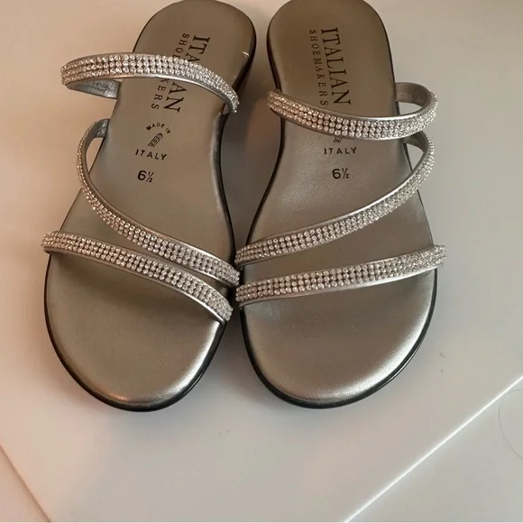 NEW Silver Rhinestone Slip-On Sandals Women’s Size 6.5 - Picture 3 of 6